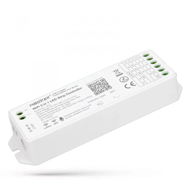 MB-WL5 MiLight 5in1 WiFi vezérlő WL5 elölnézetből, csatlakozókkal