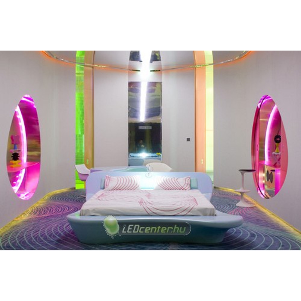 ren_5c371d06a9dadfiesta_led_szalag5_500.jpg FIESTA 60 RGB+WW beltéri LED szalag színváltós fénye